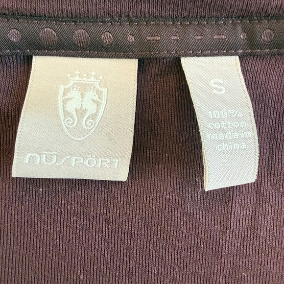 Nusport Womens Plum Burgundy 100% Cotton V-Neck Elbow Sleeve Tee Shirt Size S - Picture 2 of 3